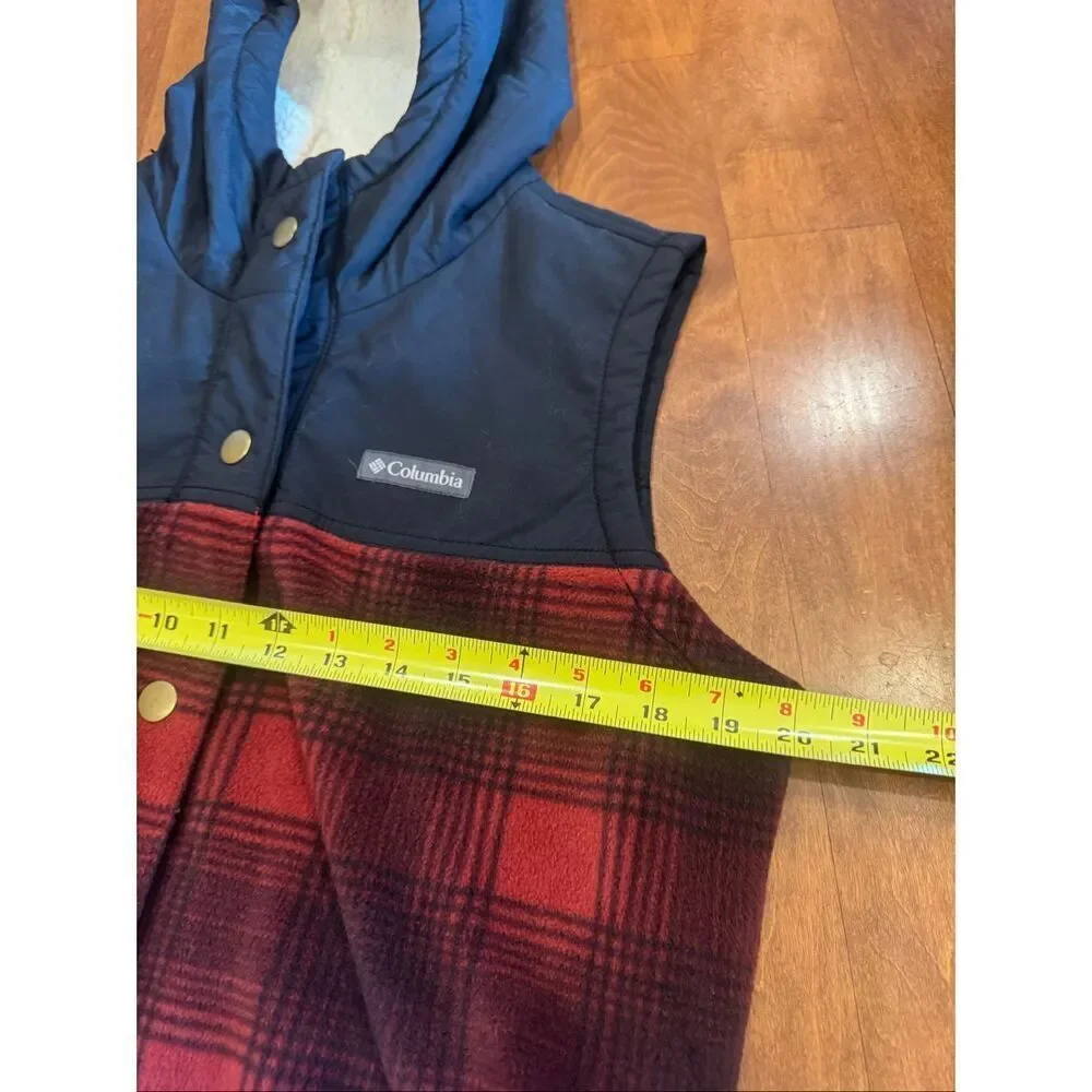 Men’s Columbia Hooded Fleece-Lined Plaid Vest – Size Large